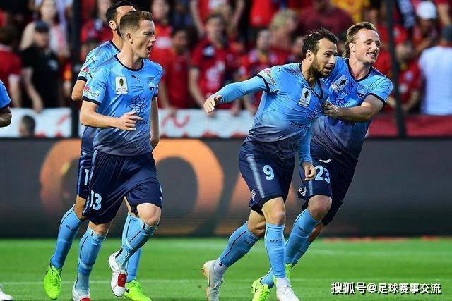 马丁内斯公开表达对曼联高层不满，可能影响他未来